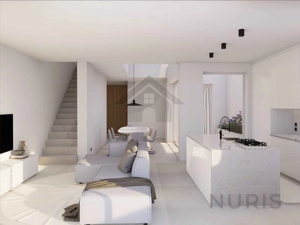 Moradia T3 para Venda em Alvor Foto 1