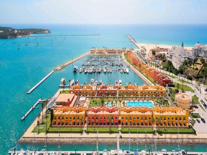 Moradia T3 para Venda em Alvor Foto 14