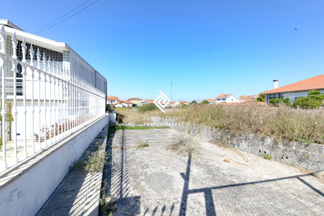 Terreno para Venda em Paramos Foto 10