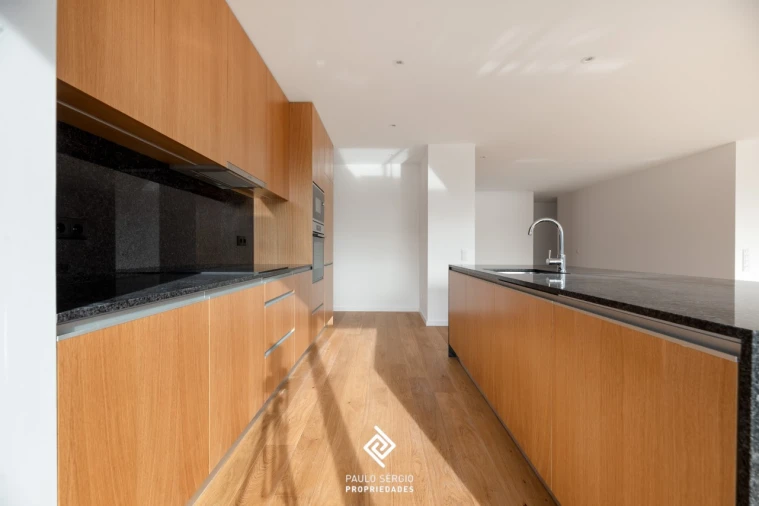 Apartamento T4 para Venda em Matosinhos e Leça da Palmeira Foto 4