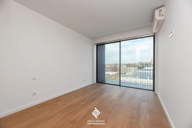 Apartamento T4 para Venda em Matosinhos e Leça da Palmeira Foto 9