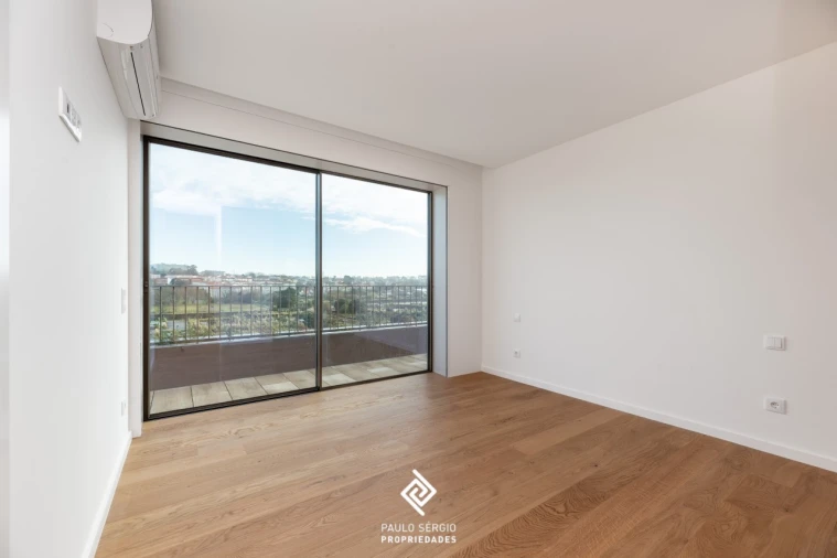 Apartamento T4 para Venda em Matosinhos e Leça da Palmeira Foto 11