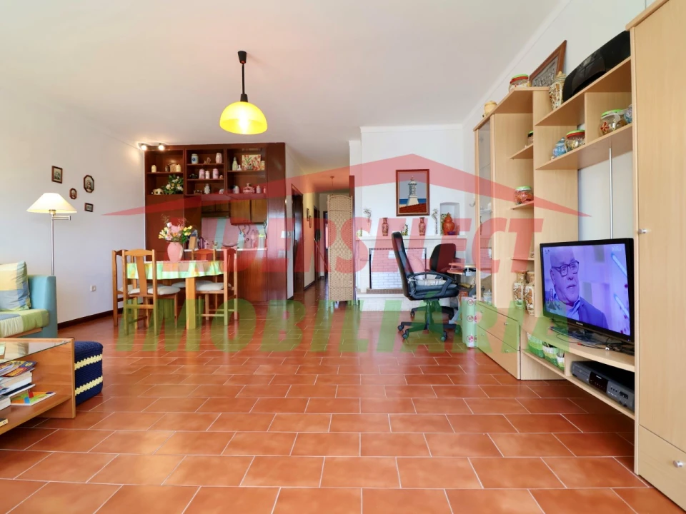 Apartamento T1 para Venda em A dos Cunhados e Maceira Foto 14