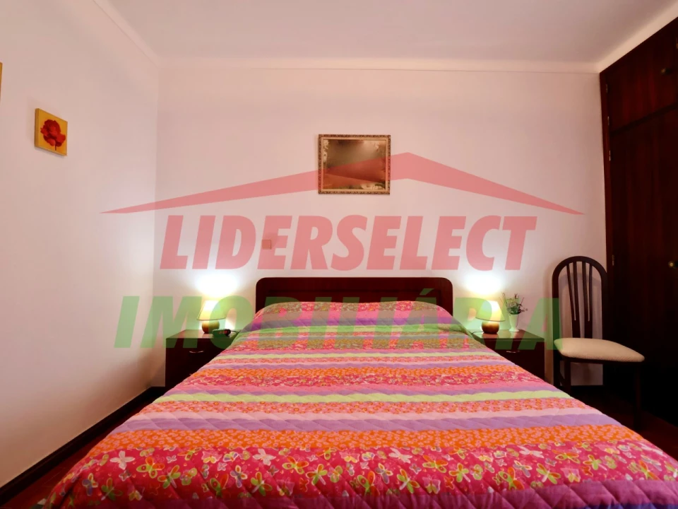 Apartamento T1 para Venda em A dos Cunhados e Maceira Foto 29