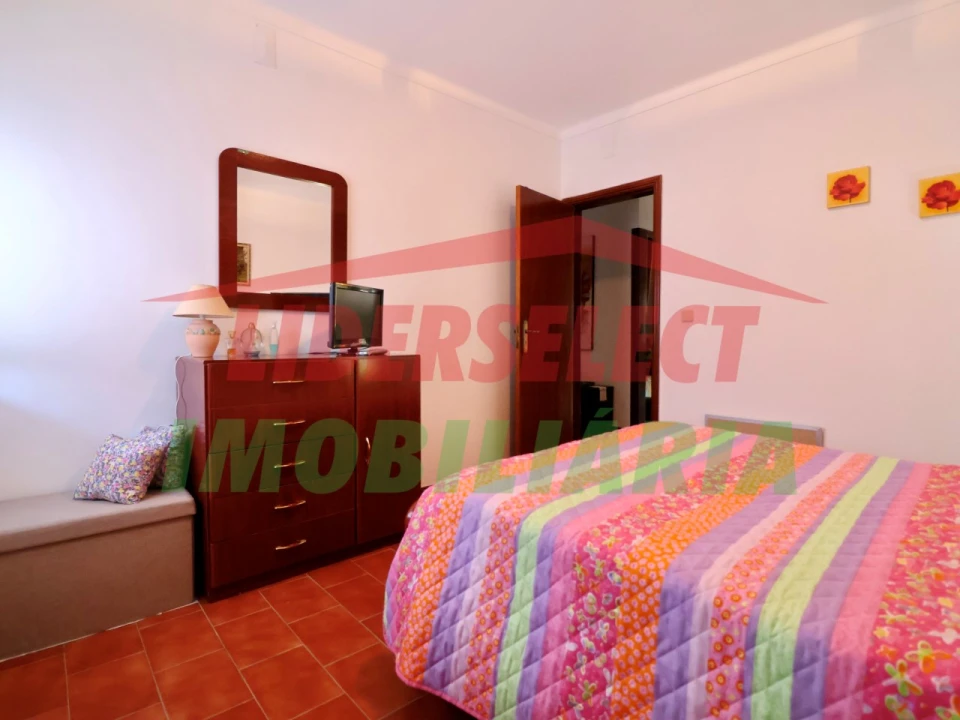 Apartamento T1 para Venda em A dos Cunhados e Maceira Foto 30