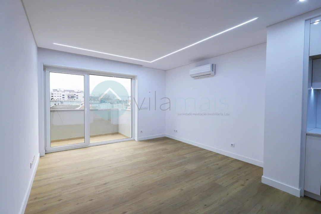 Apartamento T2 para Venda em Cedofeita, Santo Ildefonso, Sé, Miragaia, São Nicolau e Vitória Foto 5