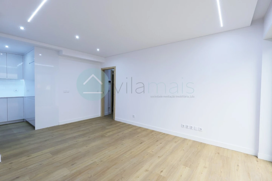 Apartamento T2 para Venda em Cedofeita, Santo Ildefonso, Sé, Miragaia, São Nicolau e Vitória Foto 6