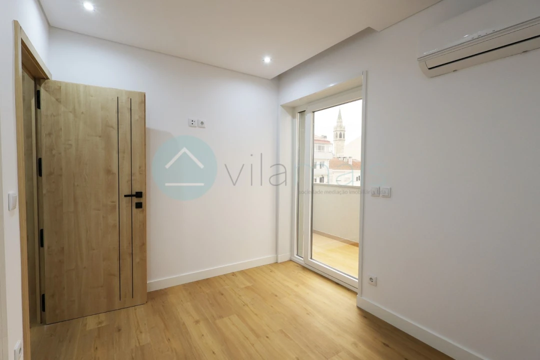 Apartamento T2 para Venda em Cedofeita, Santo Ildefonso, Sé, Miragaia, São Nicolau e Vitória Foto 16