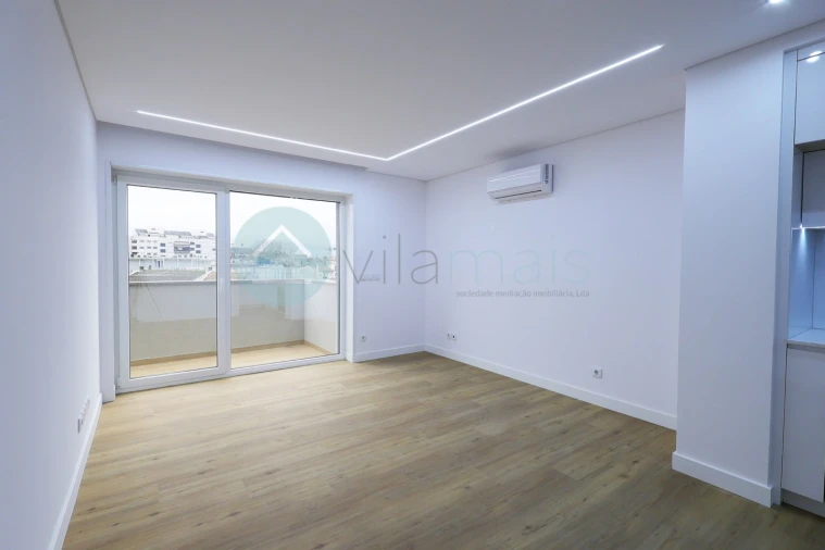 Apartamento T2 para Venda em Cedofeita, Santo Ildefonso, Sé, Miragaia, São Nicolau e Vitória Foto 5