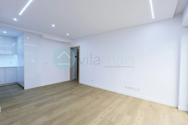 Apartamento T2 para Venda em Cedofeita, Santo Ildefonso, Sé, Miragaia, São Nicolau e Vitória Foto 6