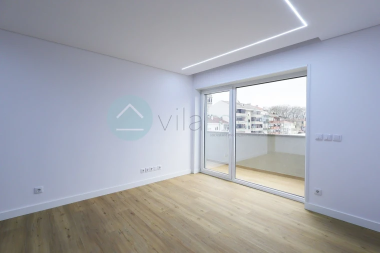 Apartamento T2 para Venda em Cedofeita, Santo Ildefonso, Sé, Miragaia, São Nicolau e Vitória Foto 7