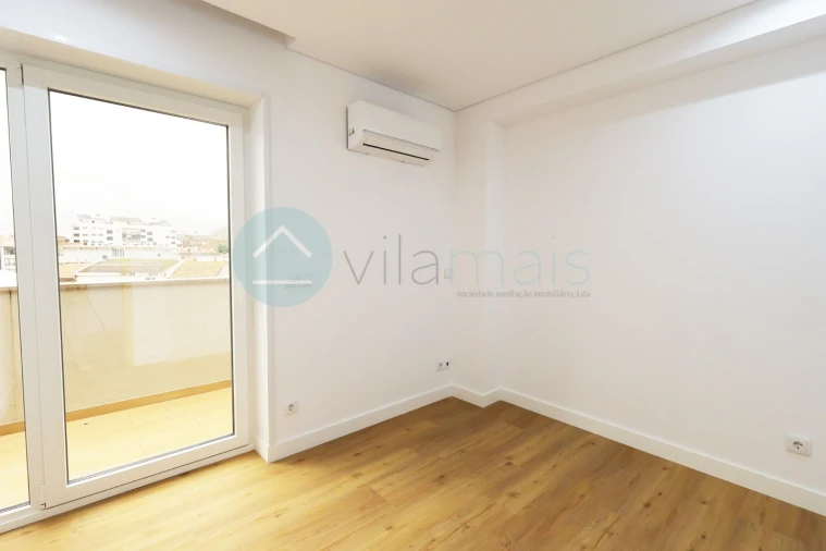 Apartamento T2 para Venda em Cedofeita, Santo Ildefonso, Sé, Miragaia, São Nicolau e Vitória Foto 13