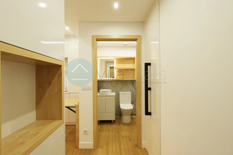 Apartamento para Venda em Cedofeita, Santo Ildefonso, Sé, Miragaia, São Nicolau e Vitória Foto 4