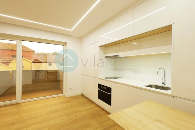 Apartamento para Venda em Cedofeita, Santo Ildefonso, Sé, Miragaia, São Nicolau e Vitória Foto 7