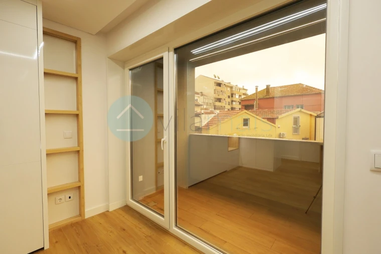 Apartamento para Venda em Cedofeita, Santo Ildefonso, Sé, Miragaia, São Nicolau e Vitória Foto 10