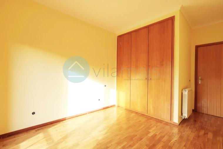 Apartamento T2 para Venda em Valongo Foto 27