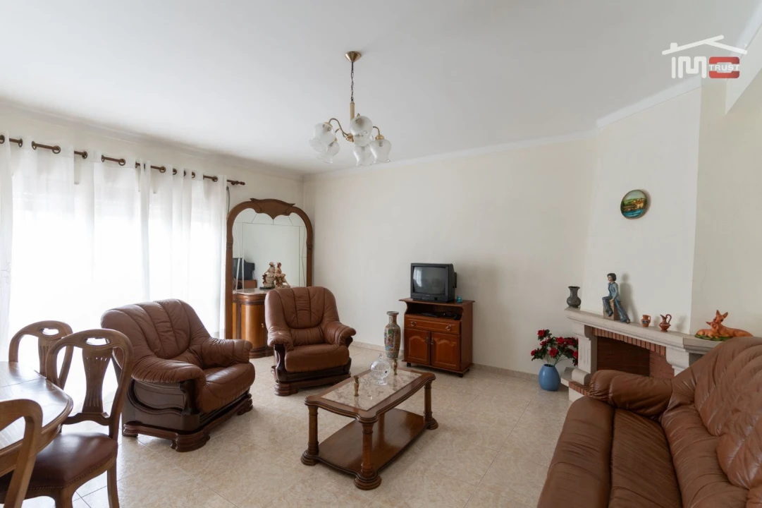 Apartamento T3 para Venda em Fatima Foto 2