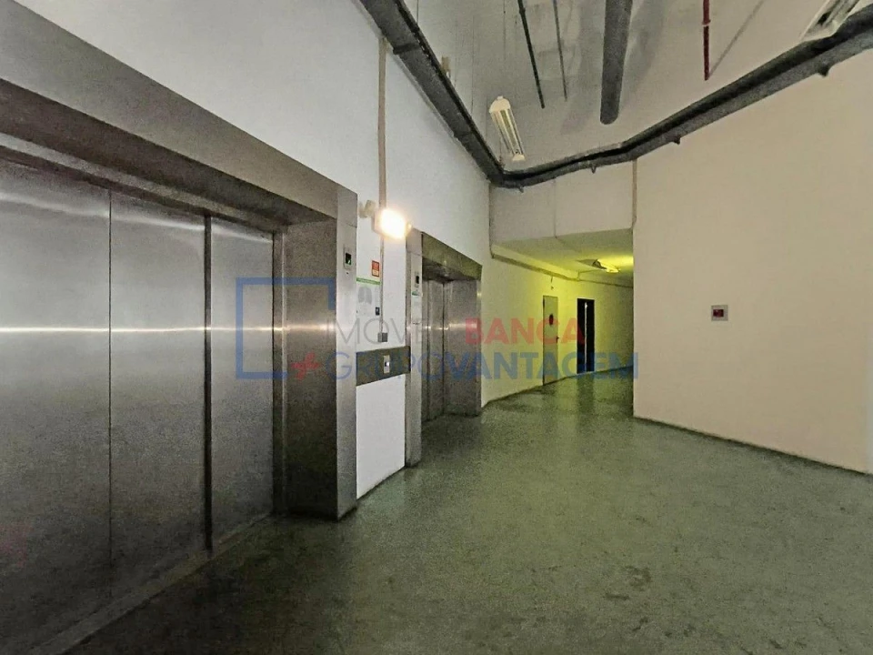 Prédio para Venda em Carnaxide e Queijas Foto 9