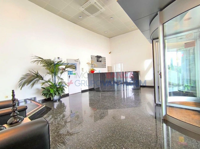 Prédio para Venda em Carnaxide e Queijas Foto 6