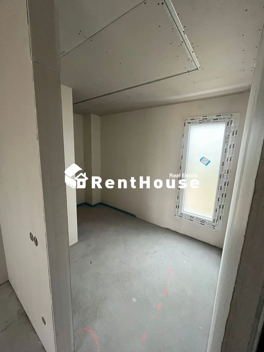 Moradia T4 para Venda em Tavarede Foto 12