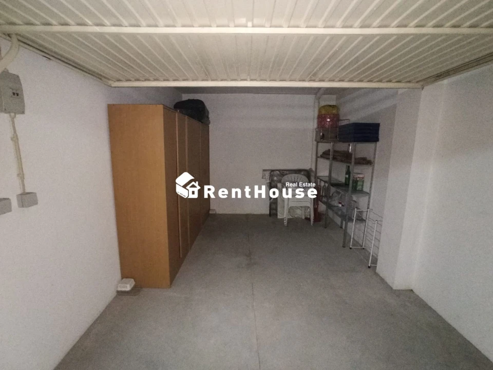 Negócio para Arrendamento em Alhadas Foto 1