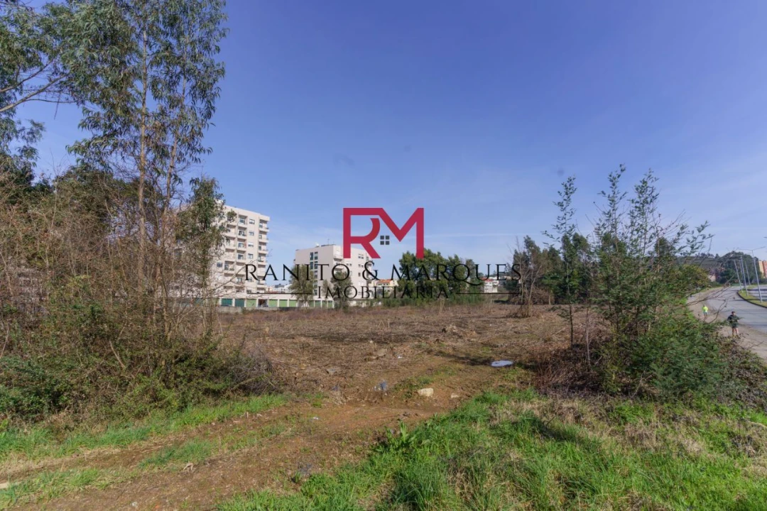 Terreno P/ Prédio para Venda em Valongo Foto 1