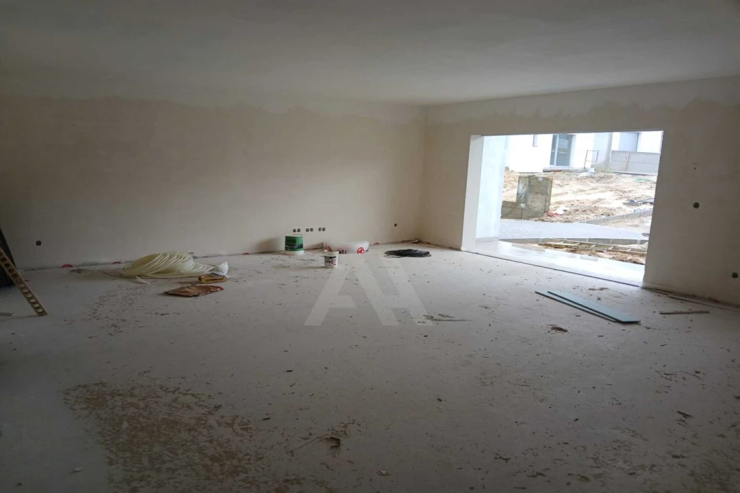 Moradia T4 para Venda em Leiria, Pousos, Barreira e Cortes Foto 2