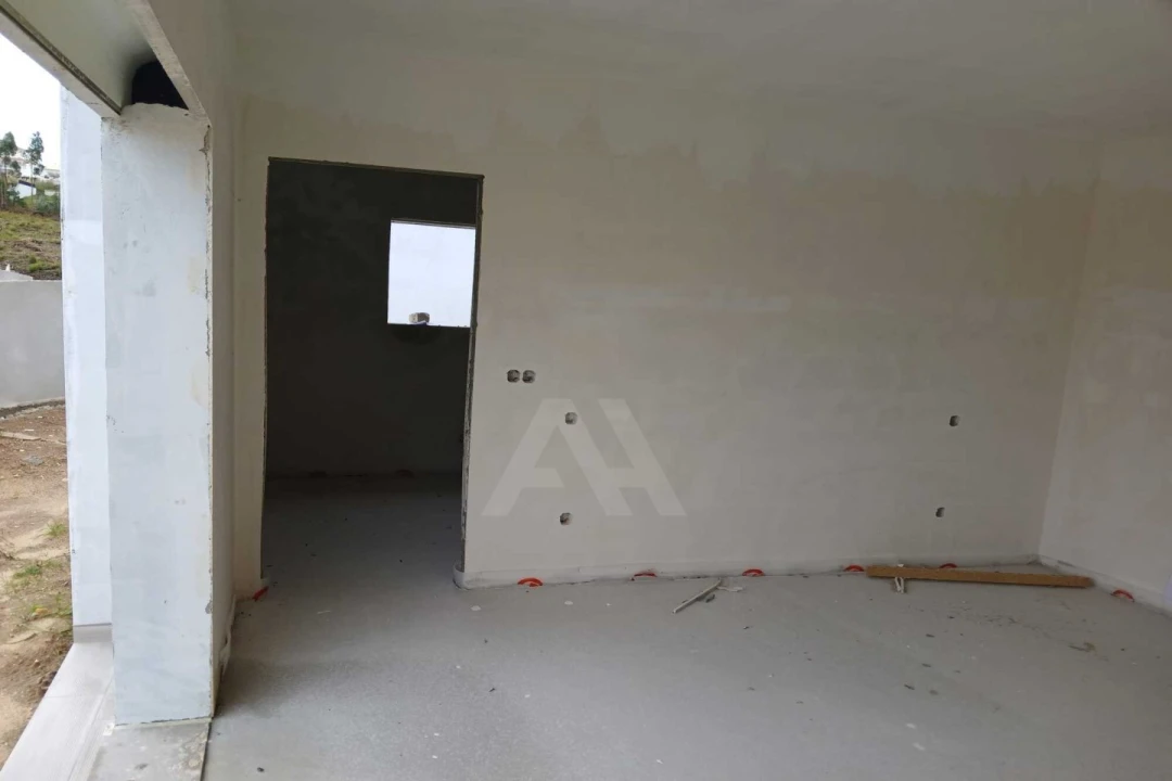 Moradia T4 para Venda em Leiria, Pousos, Barreira e Cortes Foto 19
