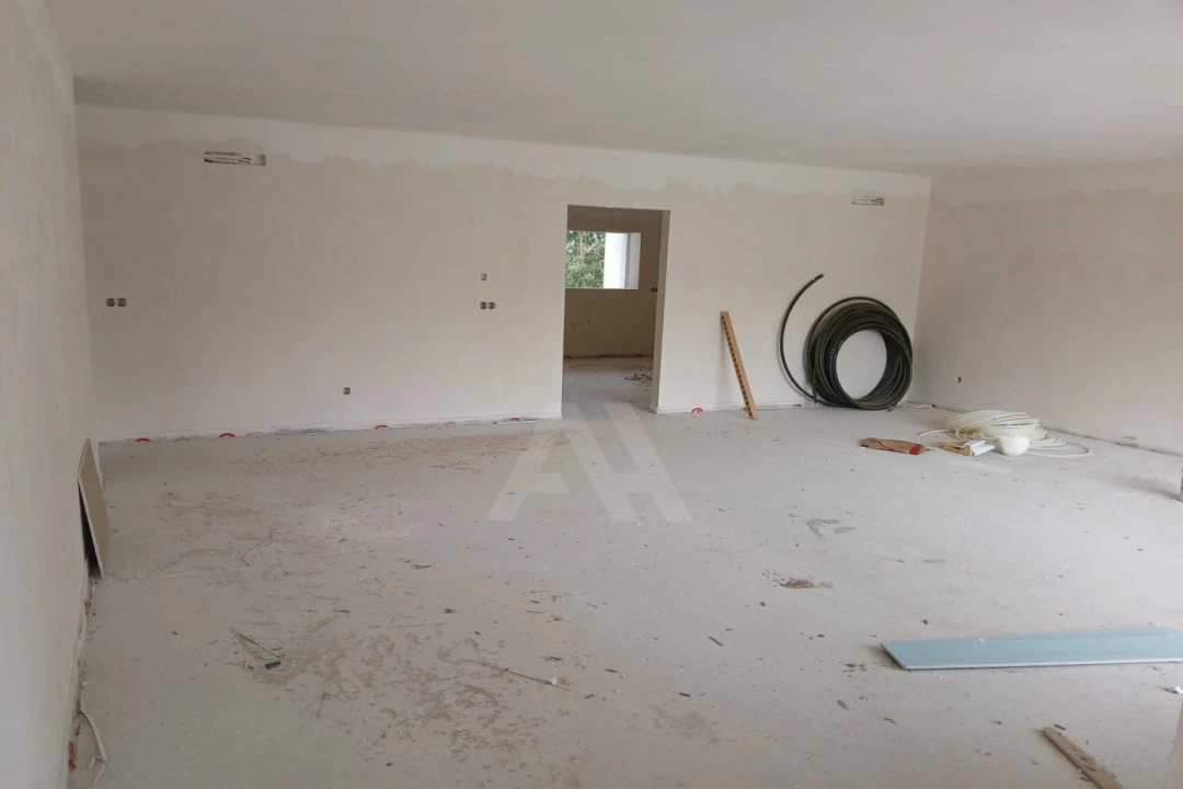 Moradia T4 para Venda em Leiria, Pousos, Barreira e Cortes Foto 24