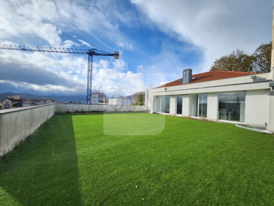 Prédio para Venda em Nossa Senhora da Conceição, São Pedro e São Dinis Foto 3