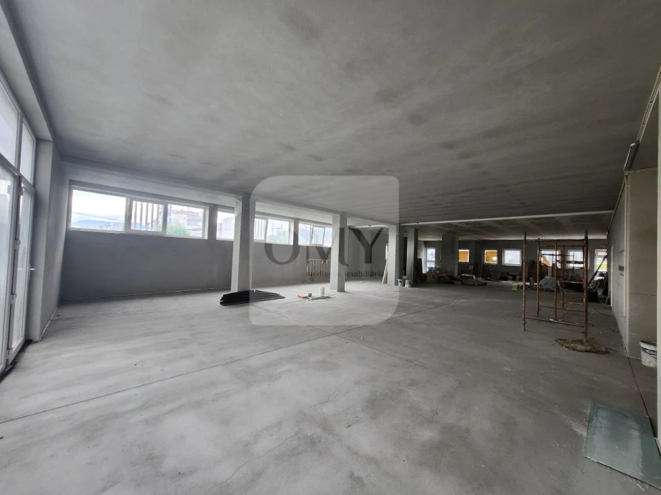 Prédio para Venda em Nossa Senhora da Conceição, São Pedro e São Dinis Foto 33