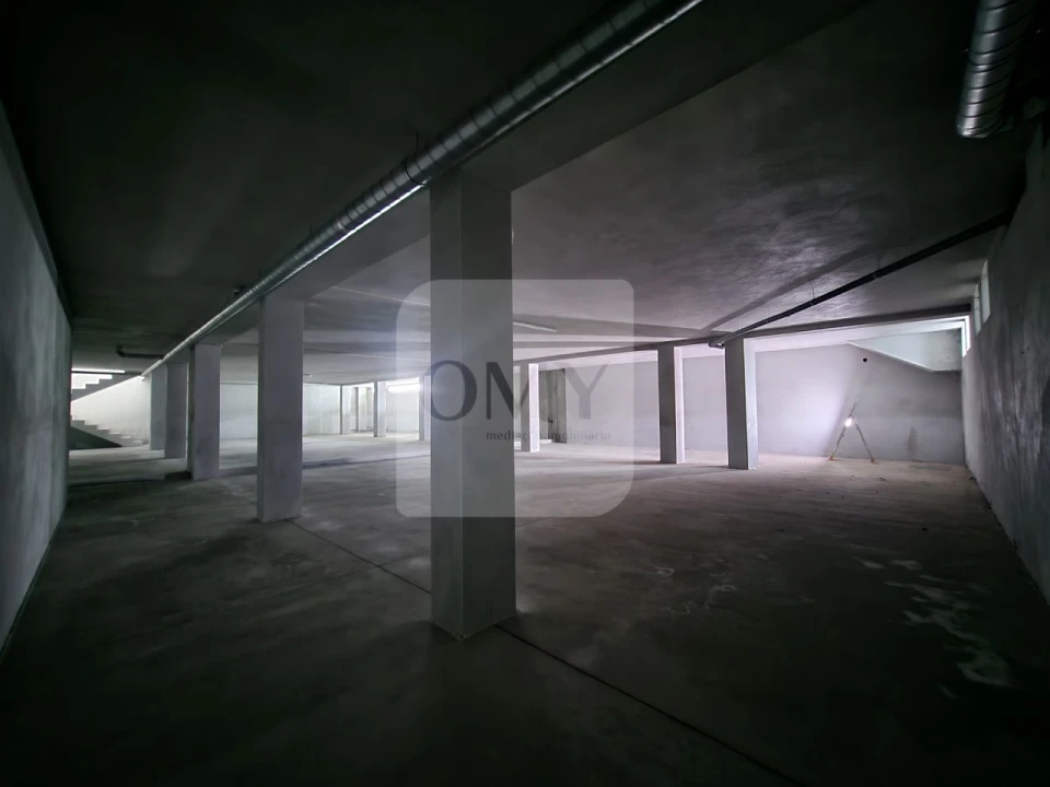 Prédio para Venda em Nossa Senhora da Conceição, São Pedro e São Dinis Foto 43