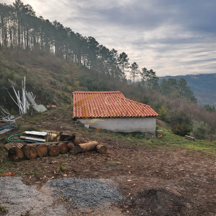 Moradia T2 para Venda em Louredo e Fornelos Foto 16