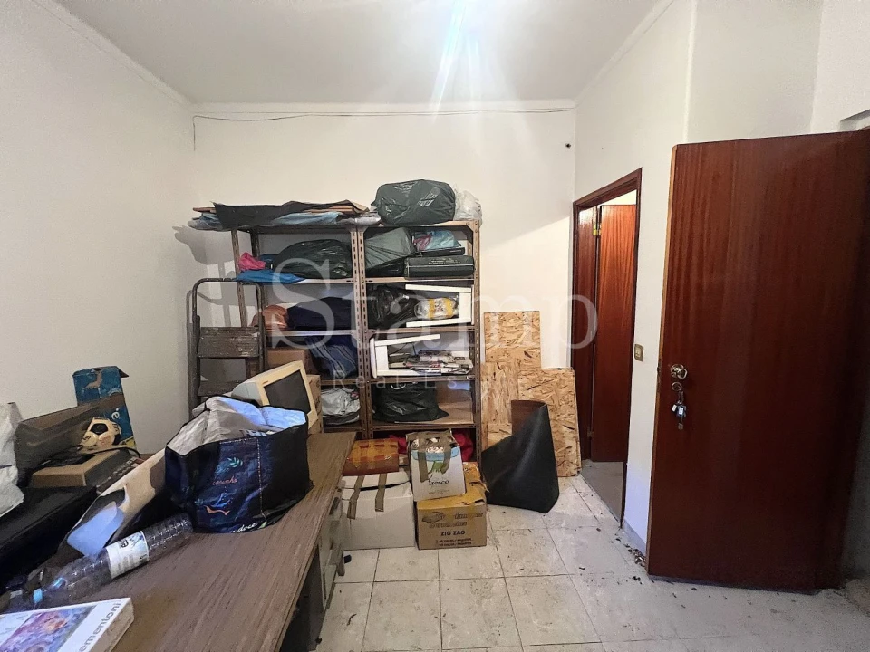 Loja para Venda em Algés, Linda-A-Velha e Cruz Quebrada-Dafundo Foto 4