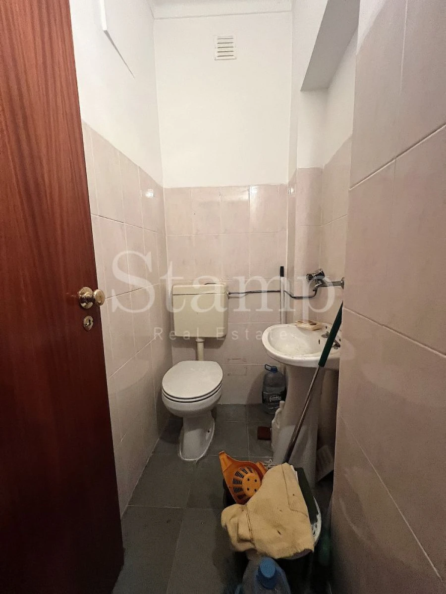 Loja para Venda em Algés, Linda-A-Velha e Cruz Quebrada-Dafundo Foto 7