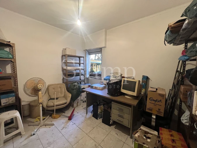 Loja para Venda em Algés, Linda-A-Velha e Cruz Quebrada-Dafundo Foto 1