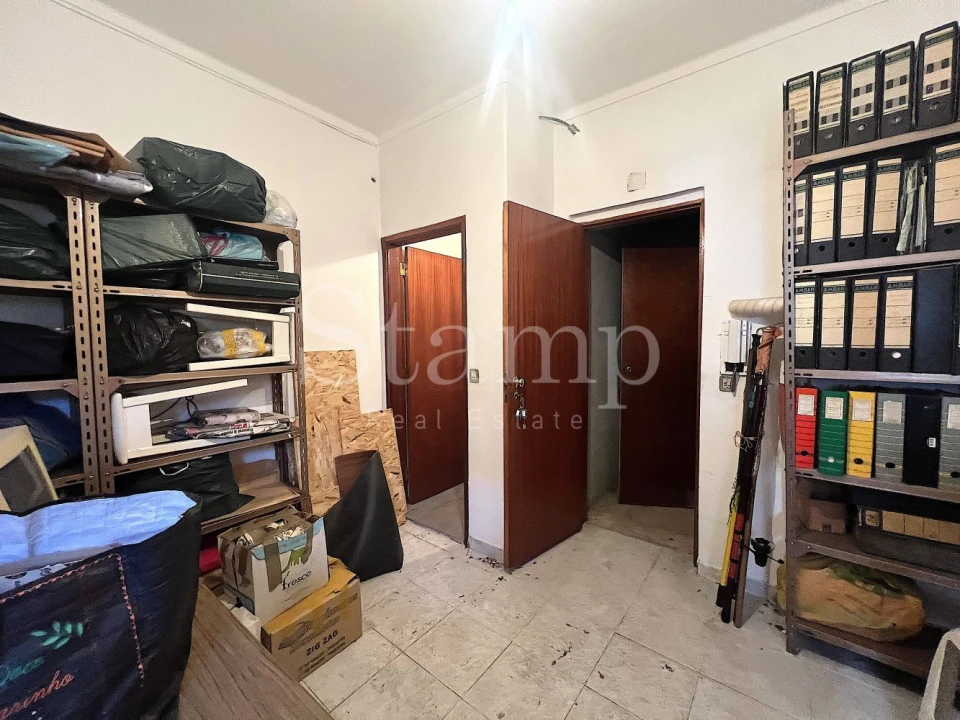 Loja para Venda em Algés, Linda-A-Velha e Cruz Quebrada-Dafundo Foto 5