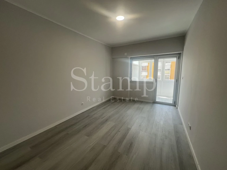 Apartamento T2 para Venda em Oeiras e São Julião da Barra, Paço de Arcos e Caxias Foto 16
