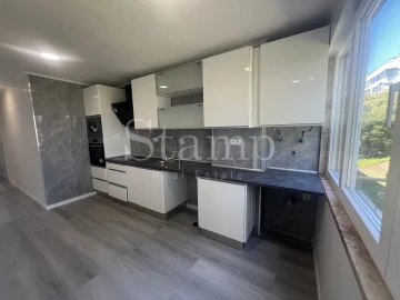 Apartamento T2 para Venda em Oeiras e São Julião da Barra, Paço de Arcos e Caxias