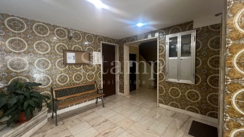 Apartamento T2 para Venda em Oeiras e São Julião da Barra, Paço de Arcos e Caxias