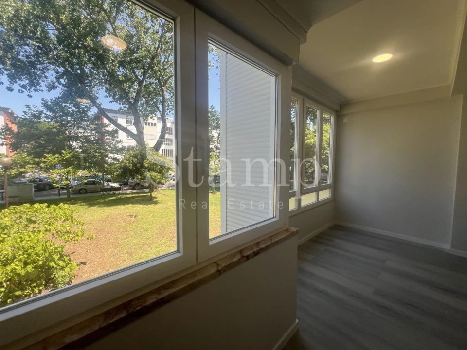 Apartamento T2 para Venda em Oeiras e São Julião da Barra, Paço de Arcos e Caxias Foto 12