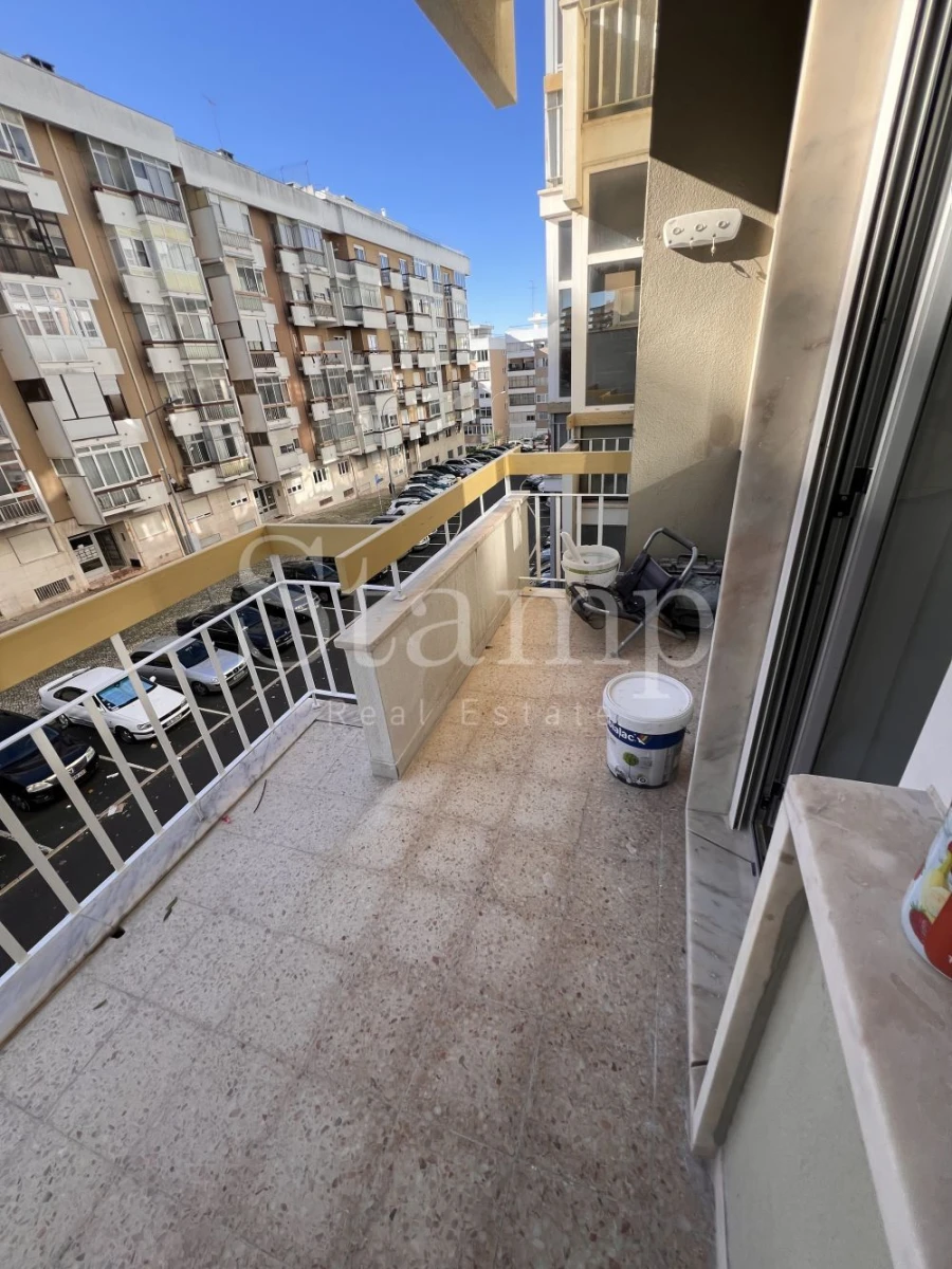 Apartamento T2 para Venda em Oeiras e São Julião da Barra, Paço de Arcos e Caxias Foto 14