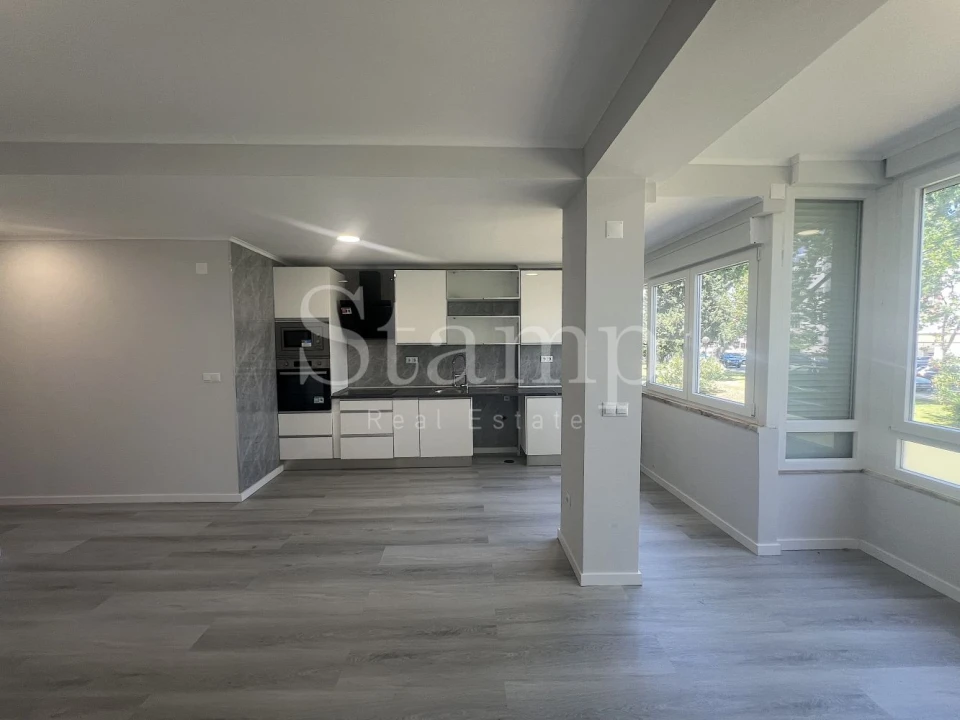 Apartamento T2 para Venda em Oeiras e São Julião da Barra, Paço de Arcos e Caxias Foto 4