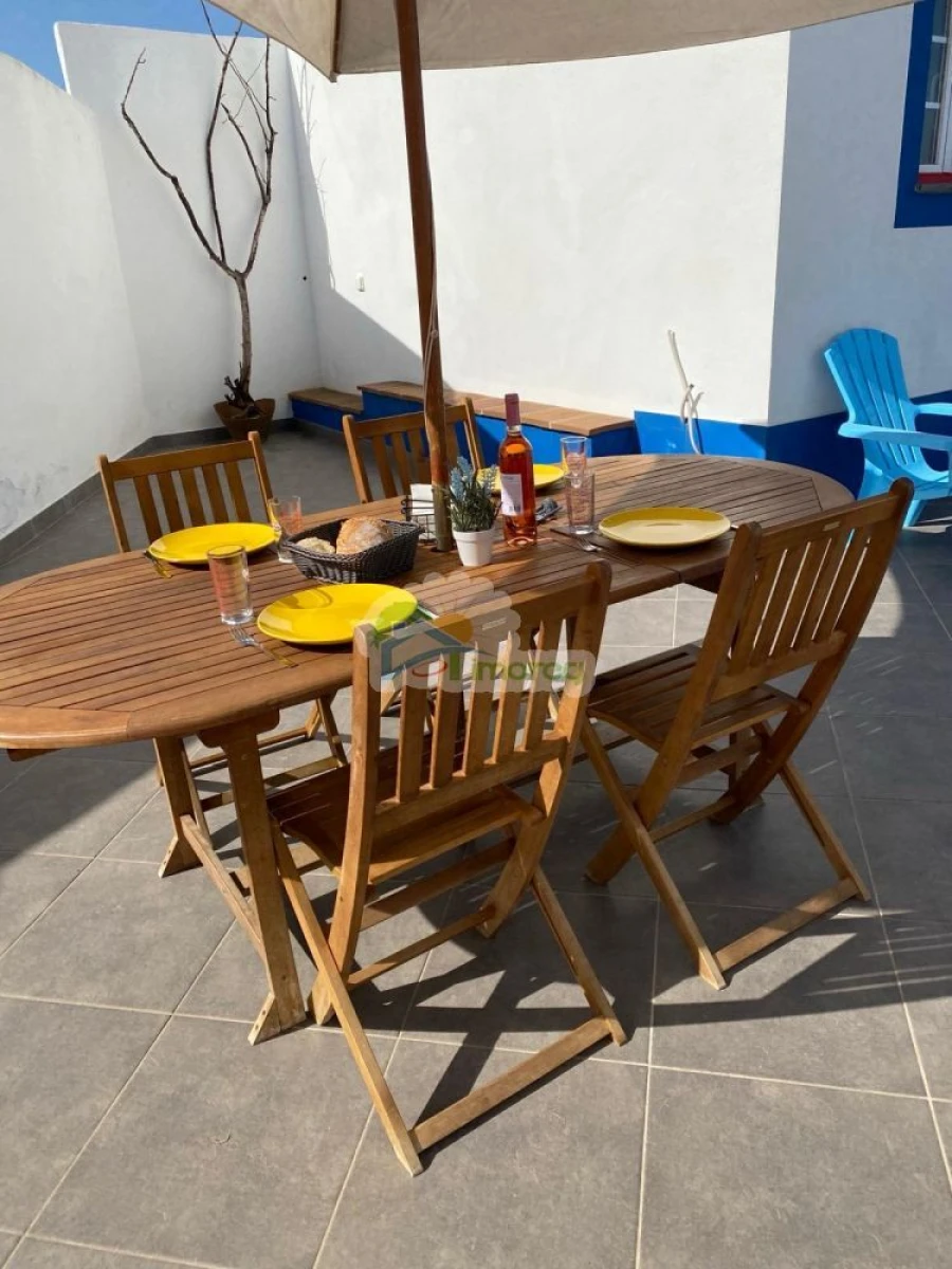 Moradia T2 para Venda em Campo e Campinho Foto 9