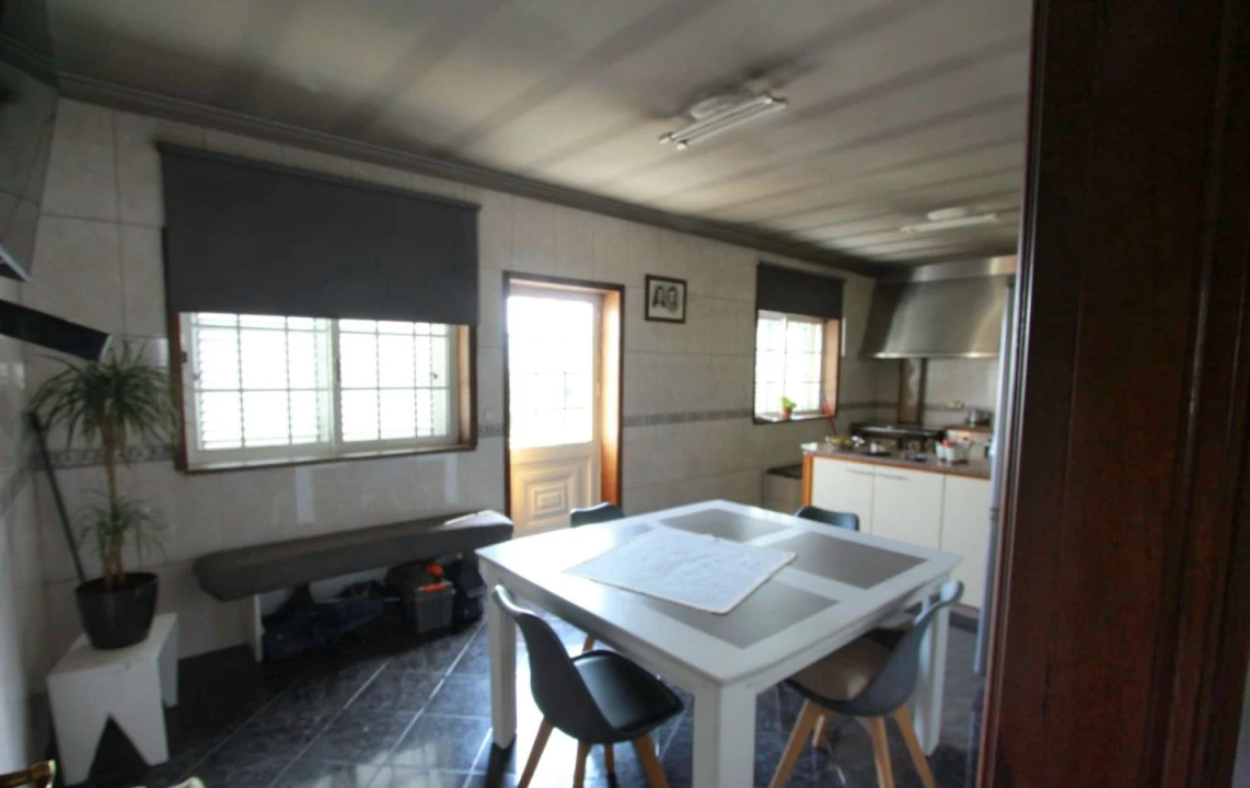 Moradia T4 para Venda em Gandra Foto 5