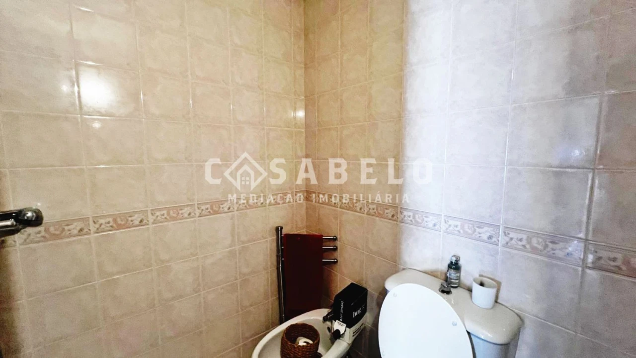 Apartamento T3 para Venda em Cidade da Maia Foto 24