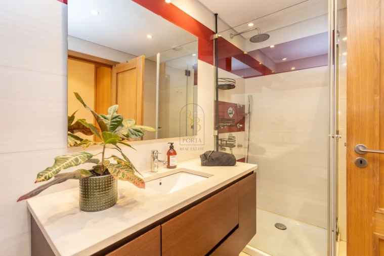 Apartamento T2 para Venda em São Vicente Foto 24