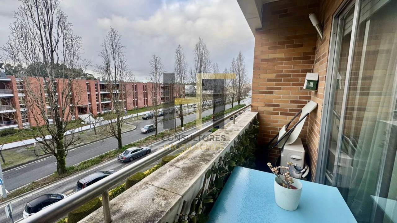 Apartamento T2 para Venda em Milheiros Foto 26