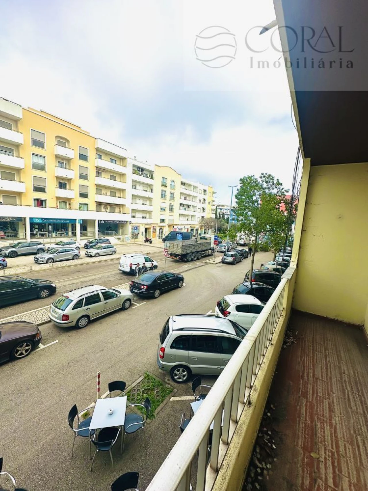 Apartamento T3 para Venda em Quelfes Foto 23