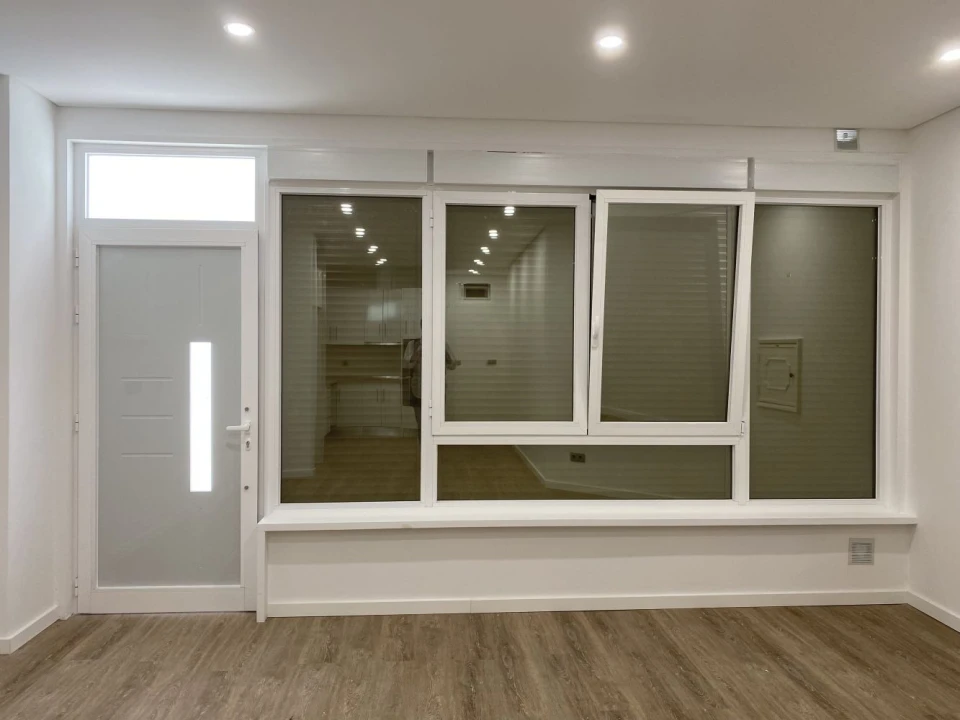 Apartamento T2 para Venda em Rio de Mouro Foto 21